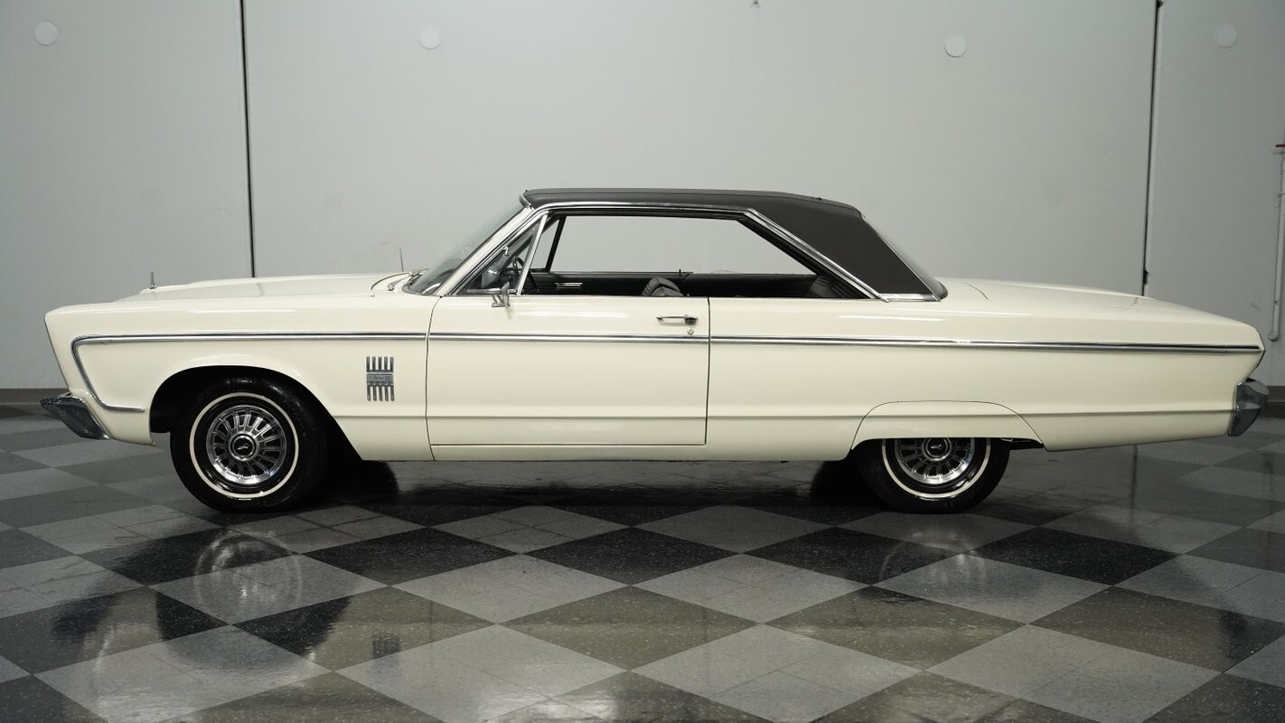 1966 Plymouth Fury III - photo 3