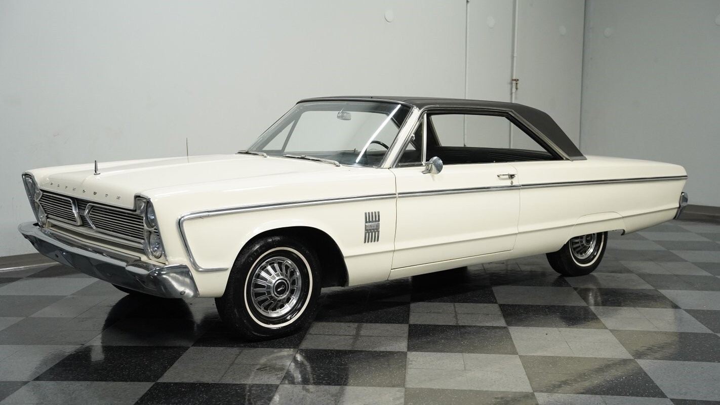 1966 Plymouth Fury III - photo 7