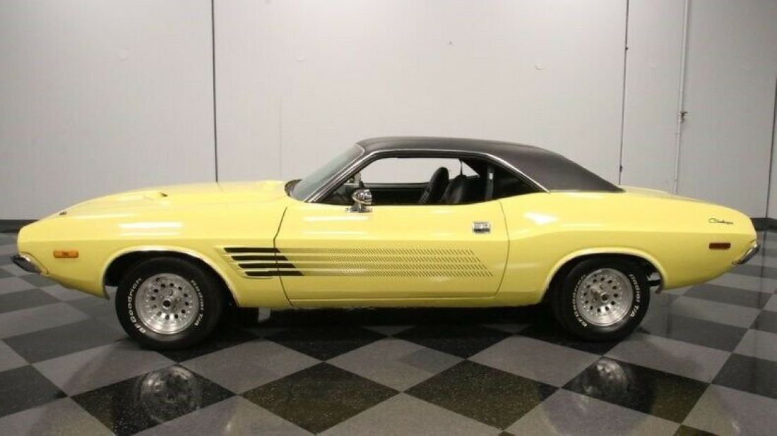 1973 Dodge Challenger - photo 3