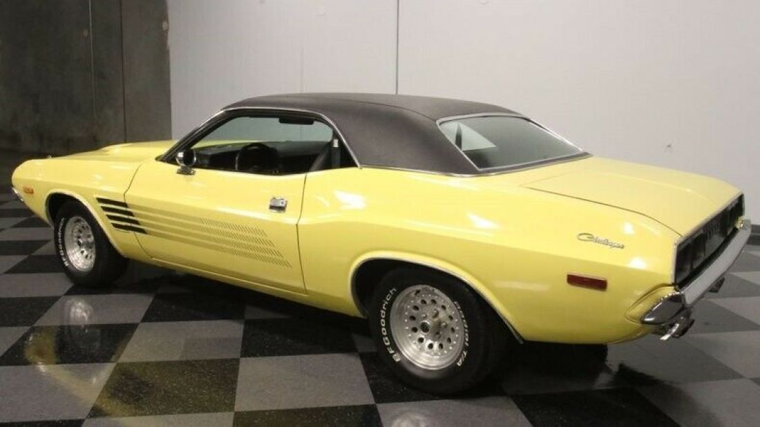 1973 Dodge Challenger - photo 9