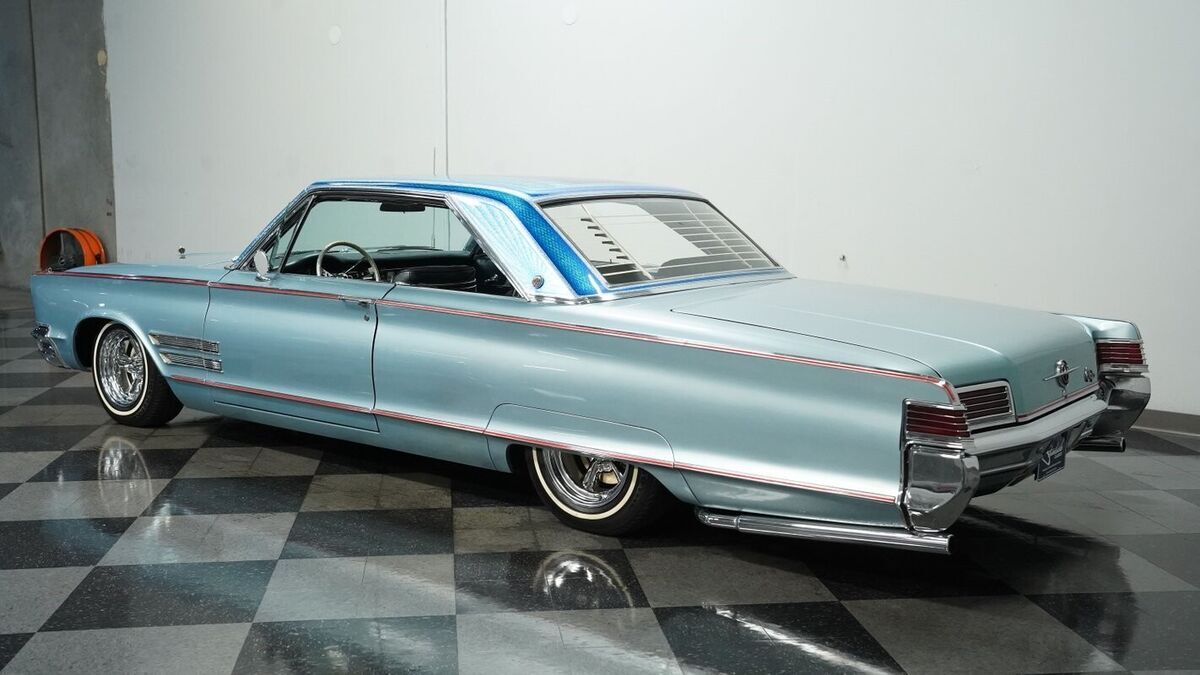 1966 Chrysler 300 Series - photo 9