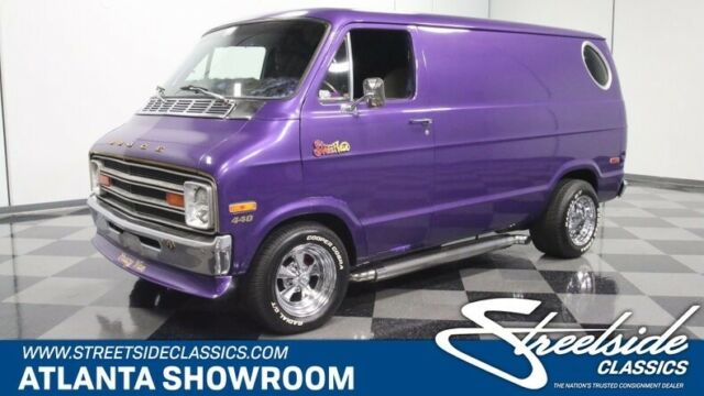 classic vintage chrome mopar big block 440 v8 purple van angel hair carpet 1976 Dodge B-100 Streetvan