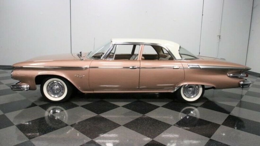 1961 Plymouth Fury Sedan - photo 8