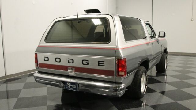 1992 Dodge Ramcharger - photo 10