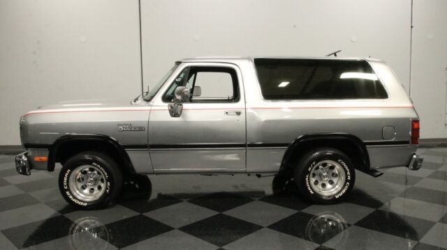 1992 Dodge Ramcharger - photo 3