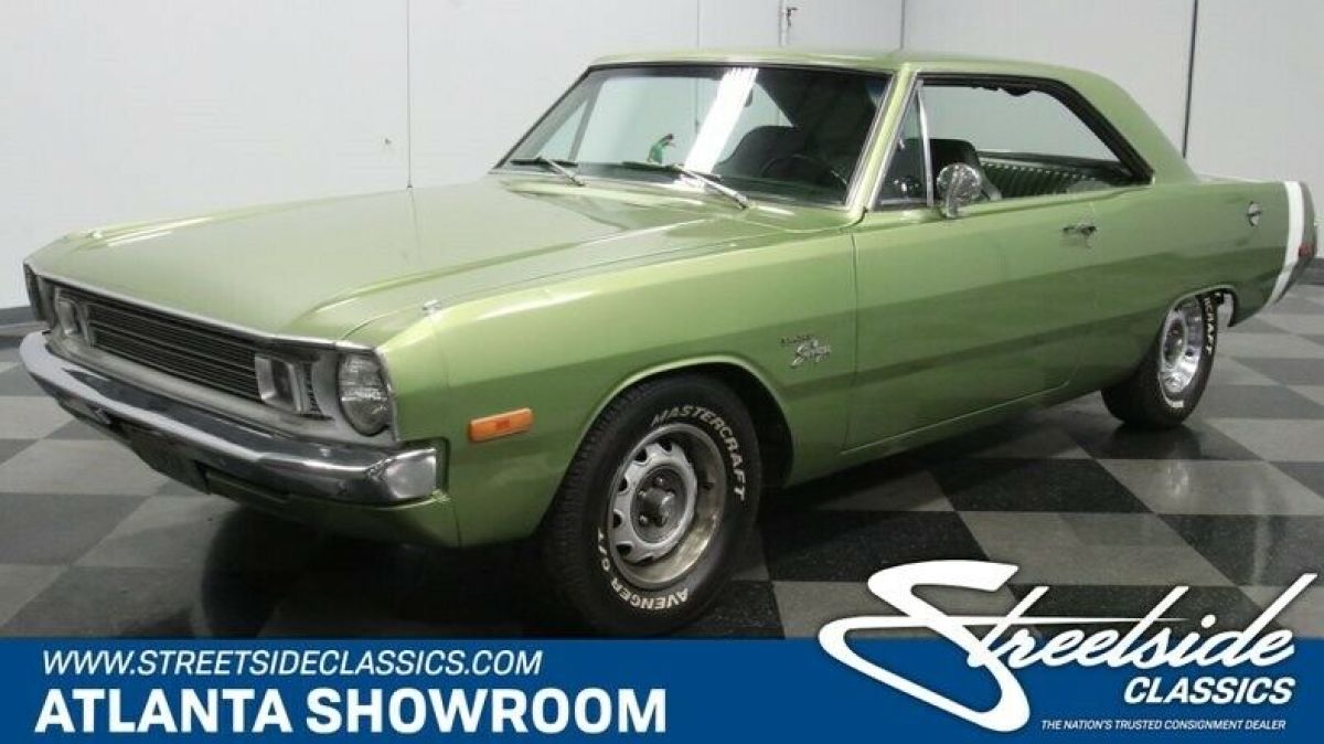 classic vintage chrome mopar swinger 318 v8 3-speed auto transmission green 1972 Dodge Dart Swinger