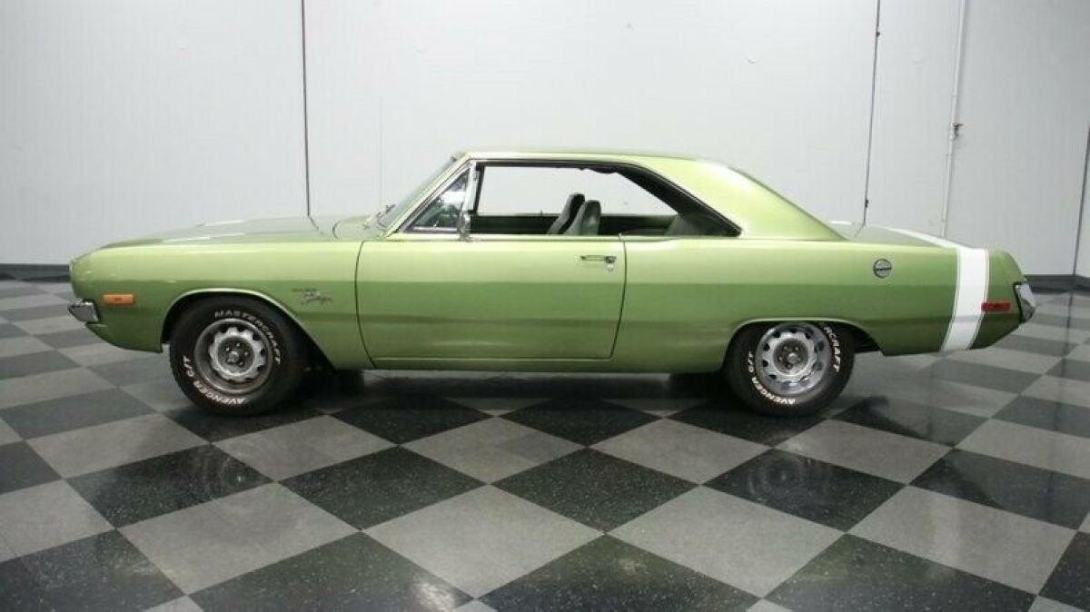 1972 Dodge Dart Swinger - photo 3