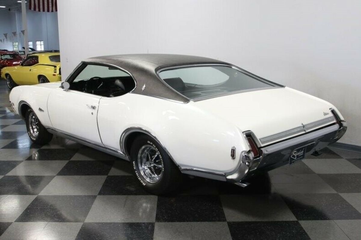 1969 Oldsmobile Cutlass Supreme - photo 10