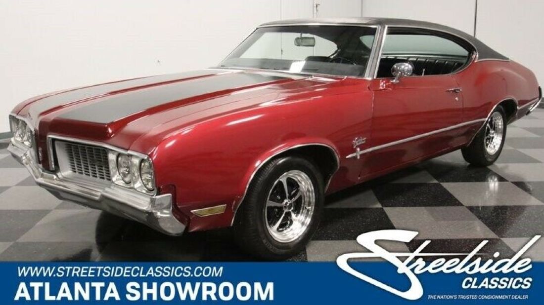 classic vintage chrome olds 350 v8 3-speed auto transmission maroon 1970 Oldsmobile Cutlass