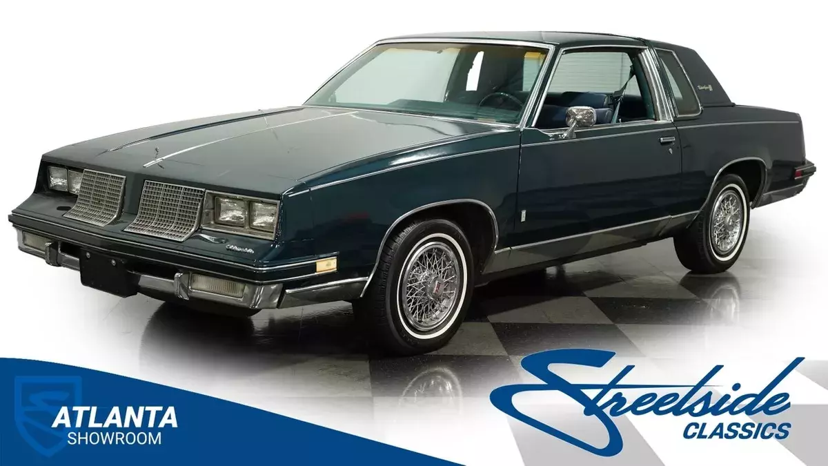 classic vintage chrome olds cutlass 307 v8 auto transmission 1985 Oldsmobile Cutlass Supreme Brougham