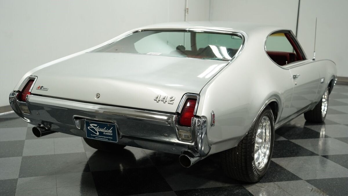 1969 Oldsmobile Cutlass 442 - photo 10