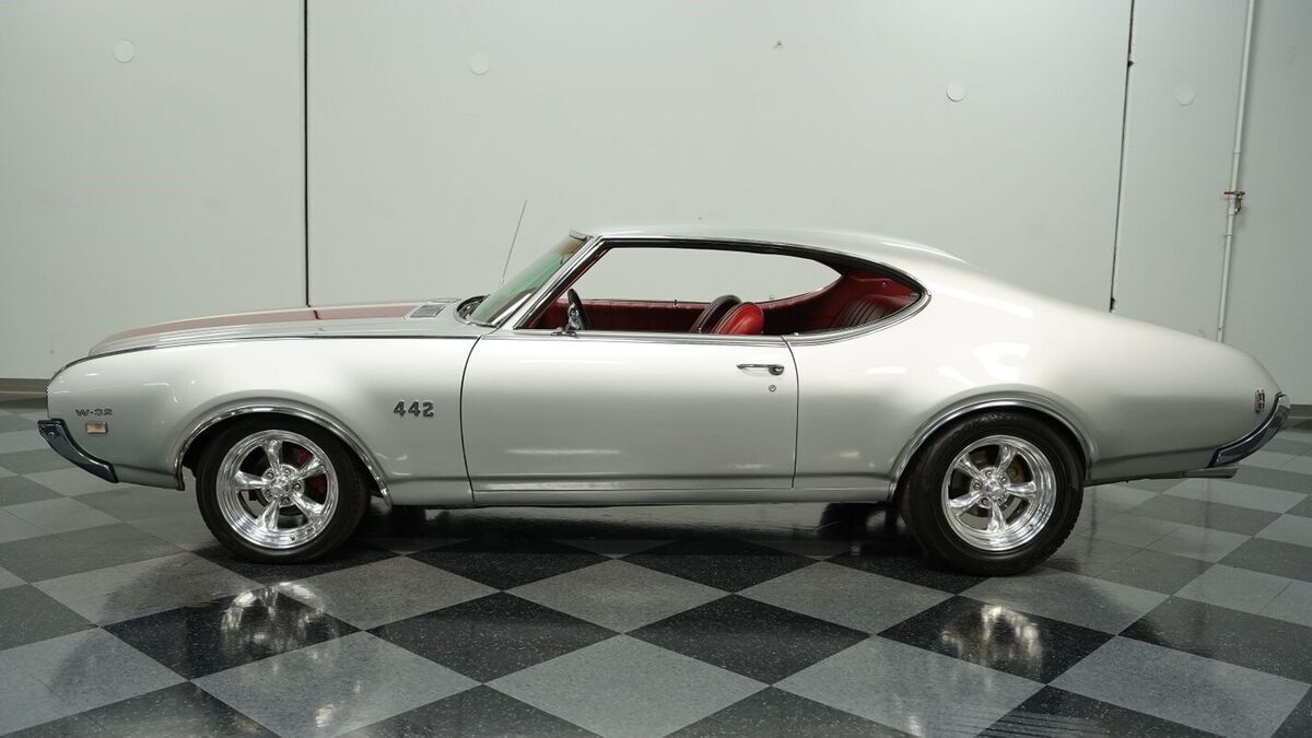 1969 Oldsmobile Cutlass 442 - photo 3