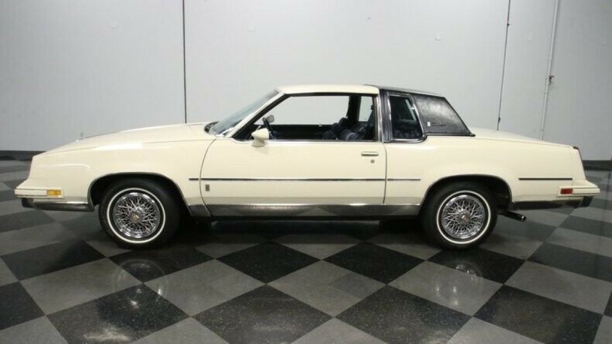1985 Oldsmobile Cutlass Supreme Brougham - photo 8