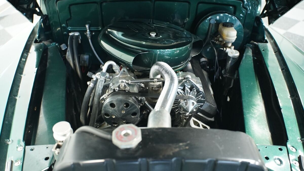 1946 Oldsmobile Dynamic Cruiser 502 Restomod - photo 4