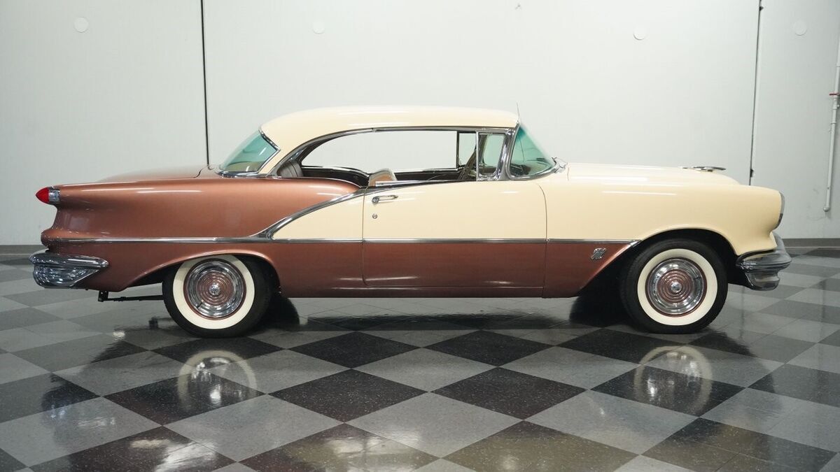 1956 Oldsmobile Super 88 Holiday Coupe - photo 13