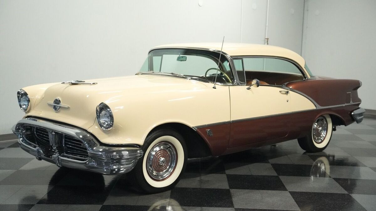 1956 Oldsmobile Super 88 Holiday Coupe - photo 7