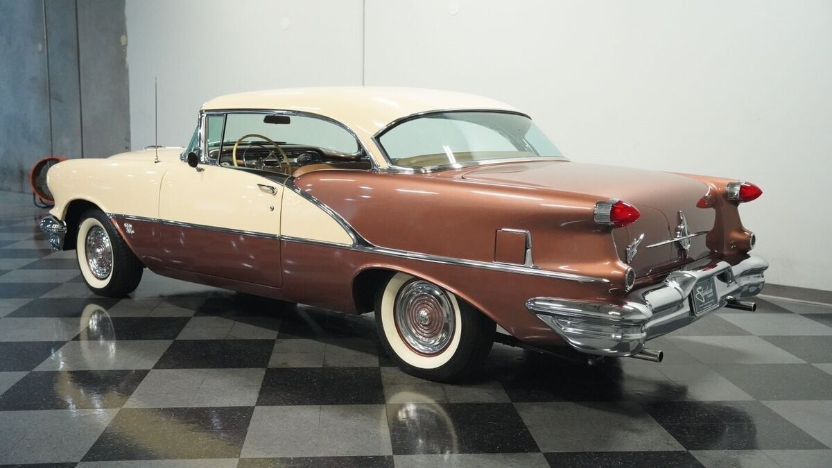1956 Oldsmobile Super 88 Holiday Coupe - photo 8