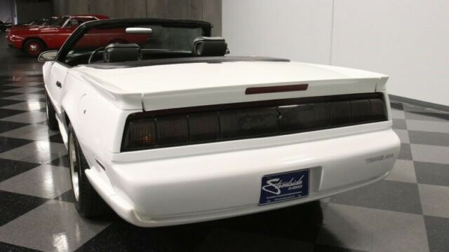 1992 Pontiac Firebird Trans Am Convertible - photo 11