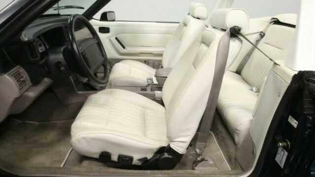 1992 Ford Mustang LX Convertible - photo 5
