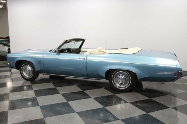 1972 Oldsmobile Eighty-Eight Convertible - photo 9