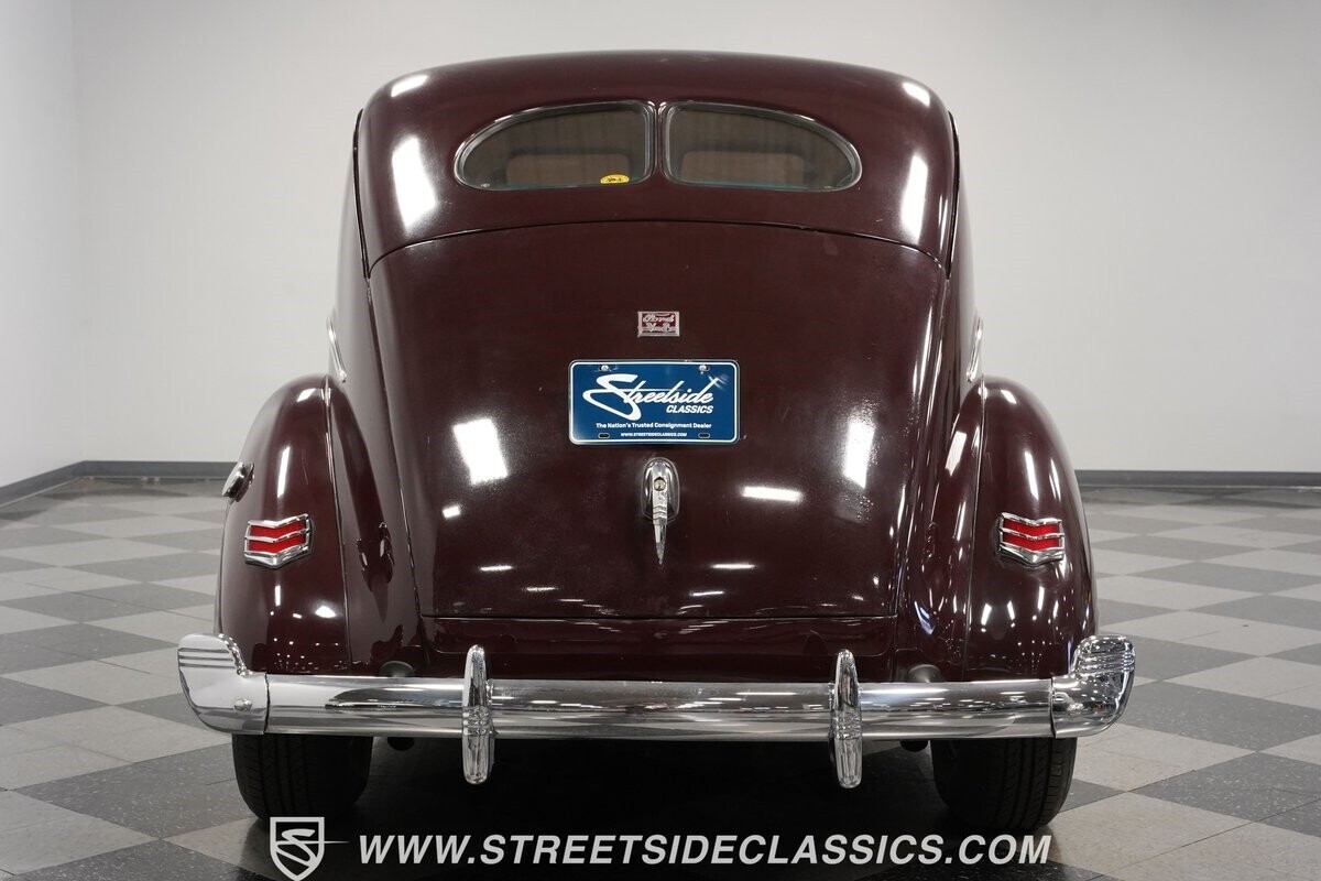1940 Ford Deluxe - photo 11