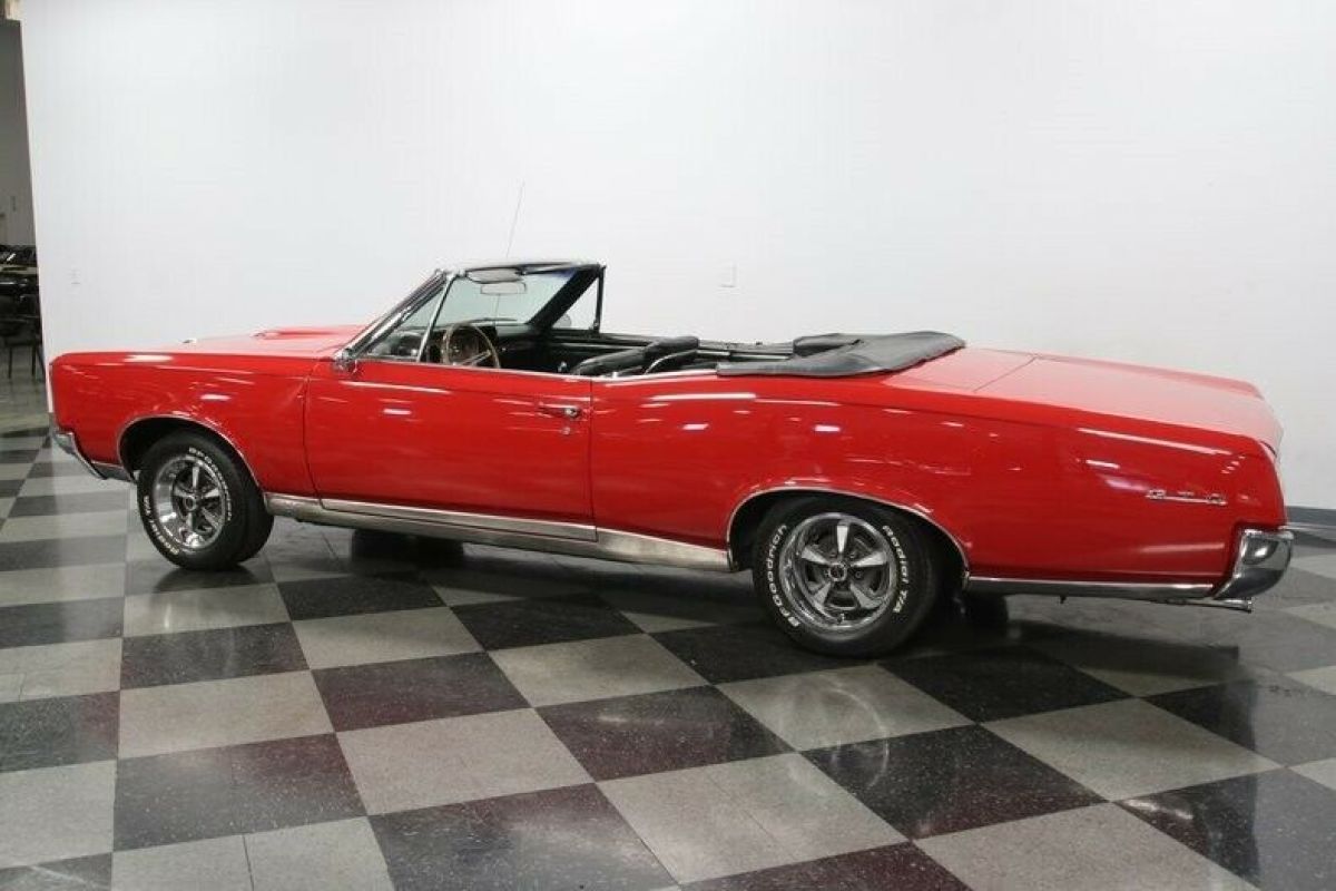 1967 Pontiac GTO Convertible - photo 10