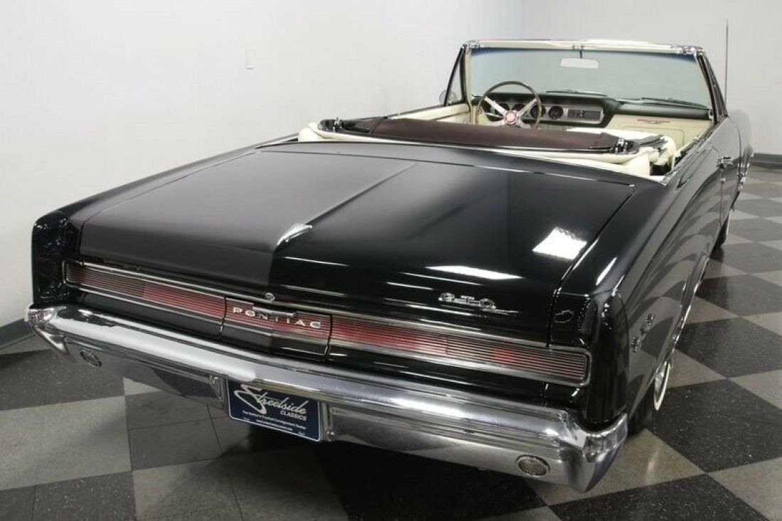 1964 Pontiac GTO Convertible - photo 13