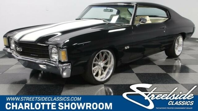 classic vintage chrome restored bbc black white stripes US Mag Brembo Flowmaster 1972 Chevrolet Chevelle Restomod