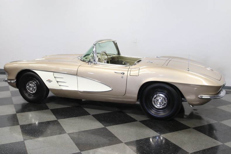 1961 Chevrolet Corvette -- - photo 9