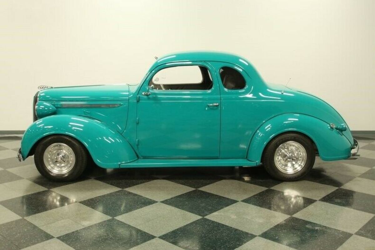 1938 Plymouth Business Coupe - photo 3