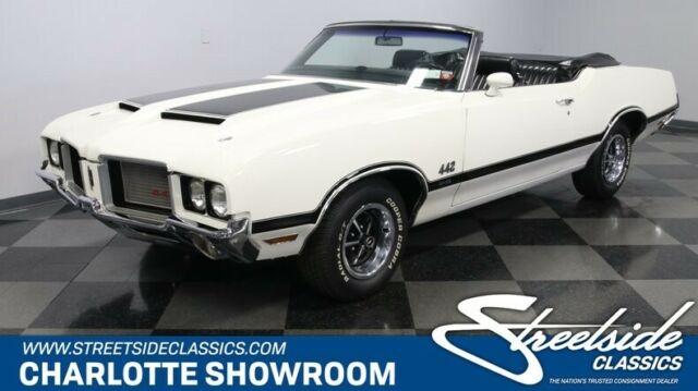 classic vintage chrome restored olds white black vinyl interior drop top muscle 1972 Oldsmobile 442 W-30 Convertible
