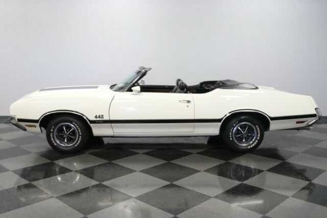 1972 Oldsmobile 442 W-30 Convertible - photo 3