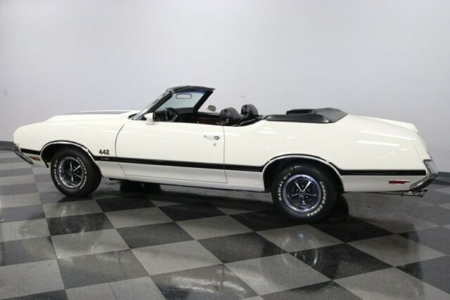 1972 Oldsmobile 442 W-30 Convertible - photo 9