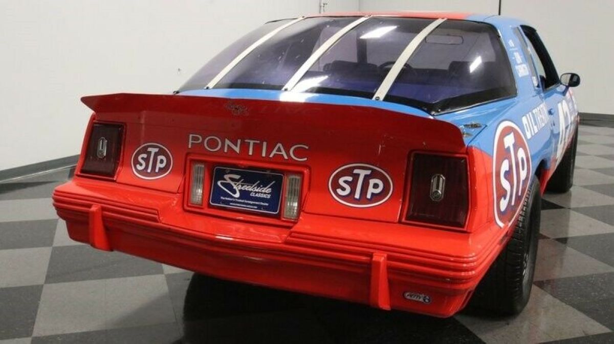 1982 Pontiac Grand Prix Richard Petty Tribute - photo 13