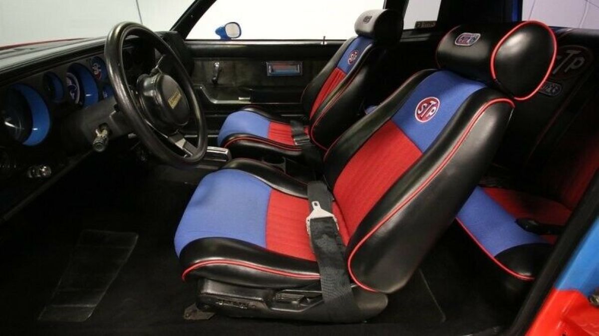 1982 Pontiac Grand Prix Richard Petty Tribute - photo 5