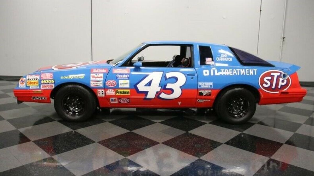 1982 Pontiac Grand Prix Richard Petty Tribute - photo 8