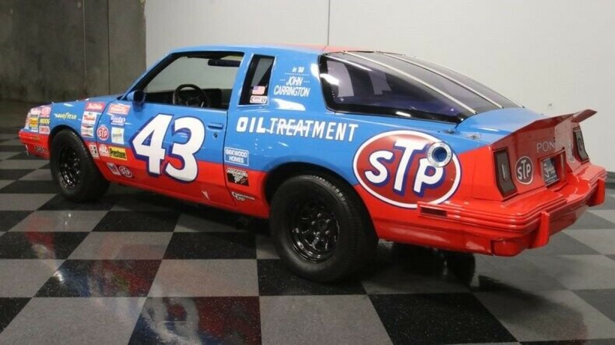 1982 Pontiac Grand Prix Richard Petty Tribute - photo 9