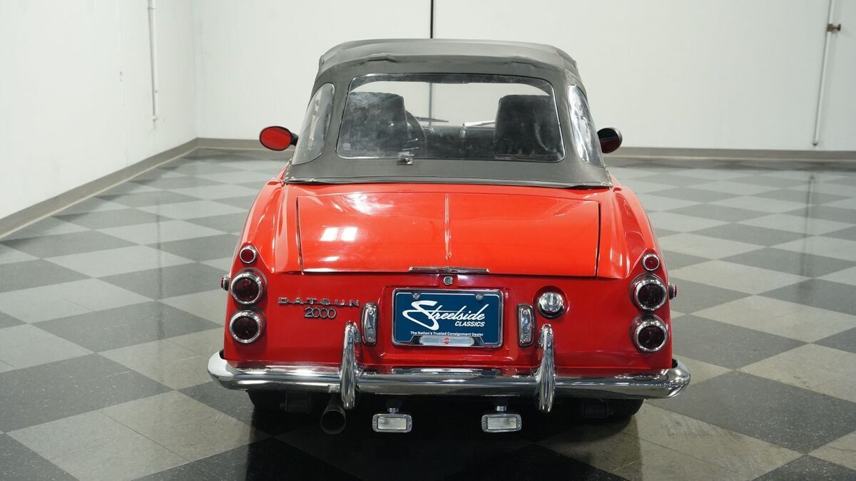 1969 Datsun 2000 Roadster - photo 9