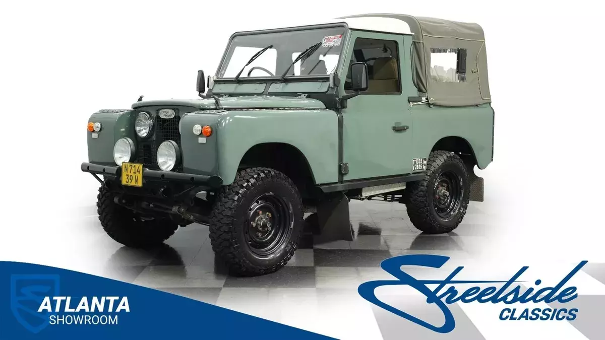 classic vintage chrome rover pickup 2.25 inline 4 manual transmission 1965 Land Rover Series IIA Pickup