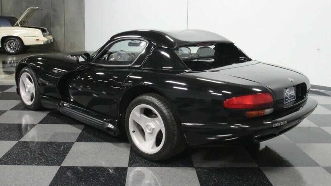 1994 Dodge Viper RT-10 - photo 9