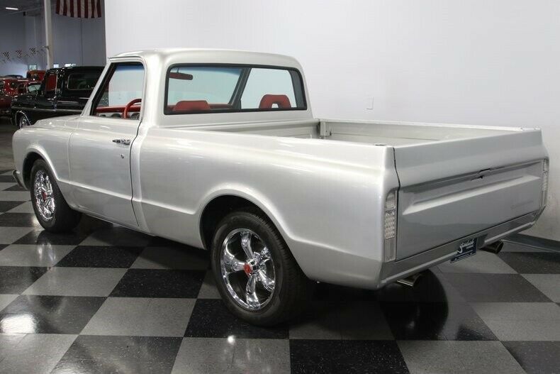 1968 Chevrolet C-10 Restomod - photo 10