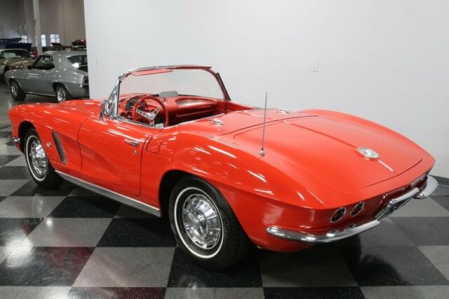1962 Chevrolet Corvette Convertible - photo 9