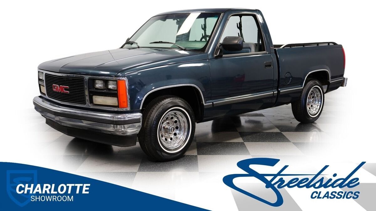 classic vintage chrome short bed truck SBC automatic transmission OBS cloth inte 1988 GMC Sierra 1500 SLE