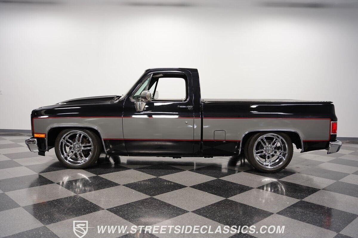1987 GMC Sierra 1500 LS Restomod - photo 3