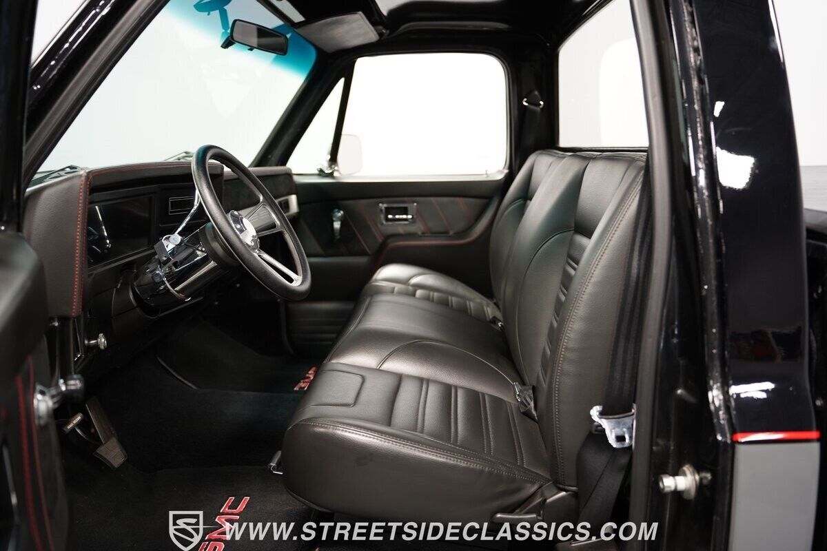 1987 GMC Sierra 1500 LS Restomod - photo 5