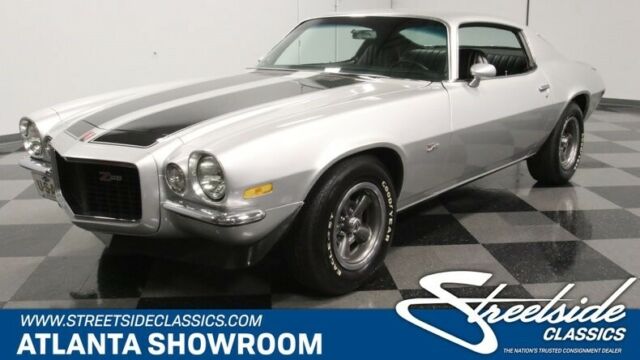 classic vintage chrome split bumper z28 rs 350 v8 auto transmission silver 1971 Chevrolet Camaro Z/28 RS