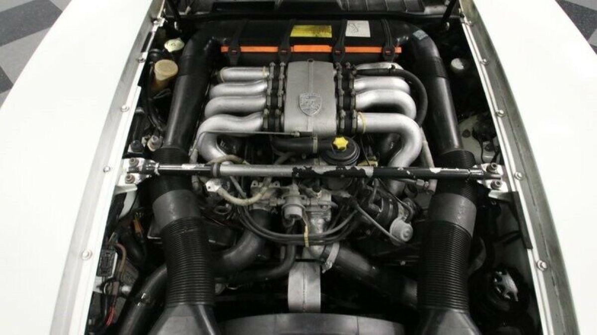 1983 Porsche 928 S - photo 4