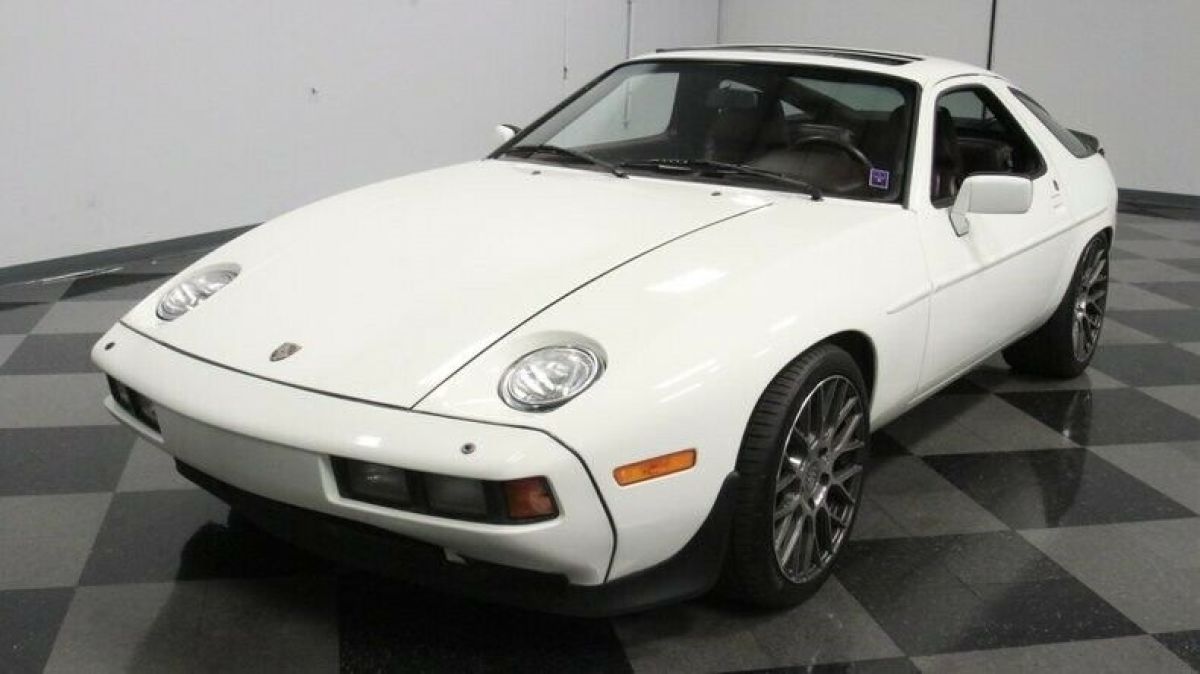 1983 Porsche 928 S - photo 6