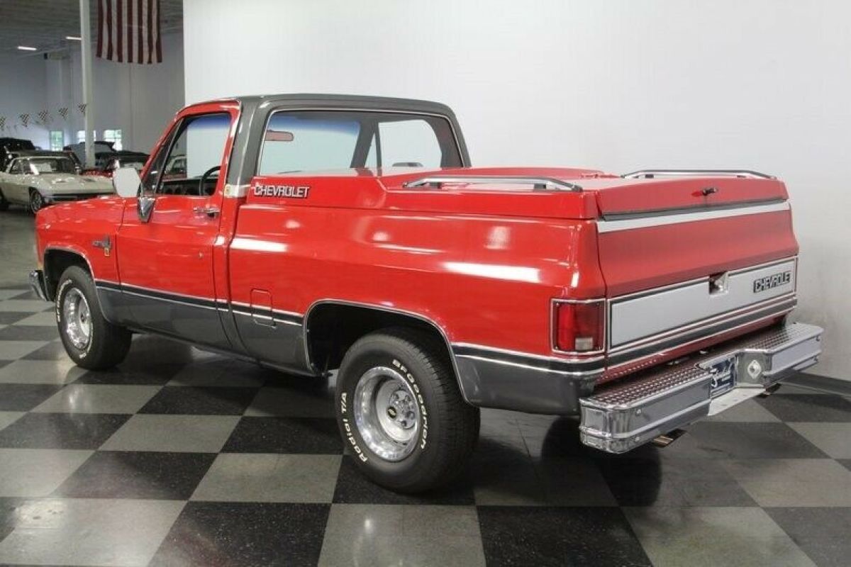 1986 Chevrolet C-10 Scottsdale - photo 10