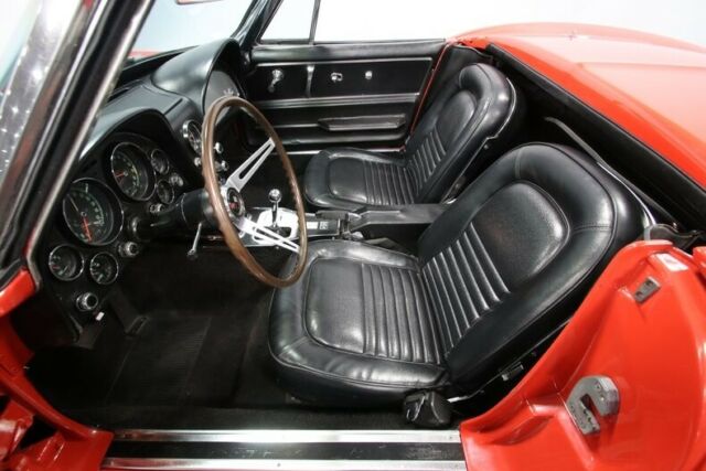 1967 Chevrolet Corvette L36 427/390HP Convertible - photo 5
